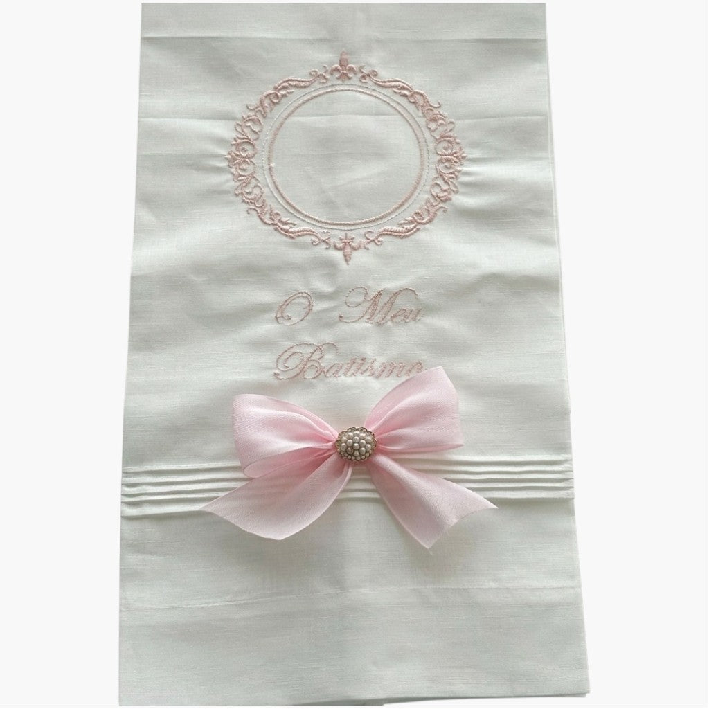 Conjunto de Batismo Rosa Delicado Simplicidade Elegante para um Momento Especial