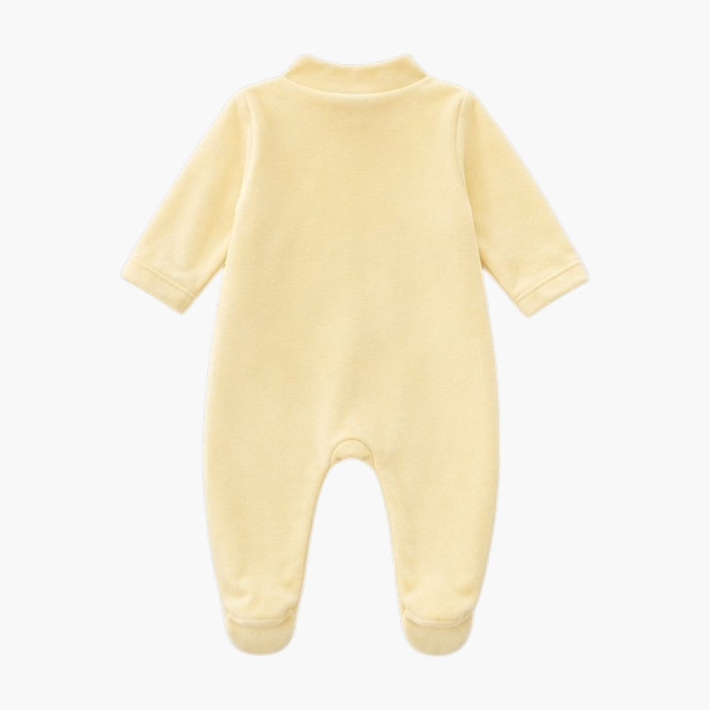 Babygrow Veludo Amarelo Bebé Conforto e Suavidade para os Primeiros Dias